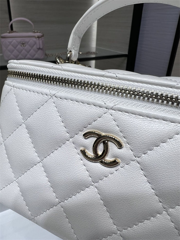 Chanel VANITY Lambskin LB6423 (5)