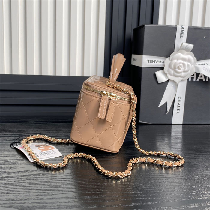 Chanel VANITY Patent Calfskin LB15312 (6)