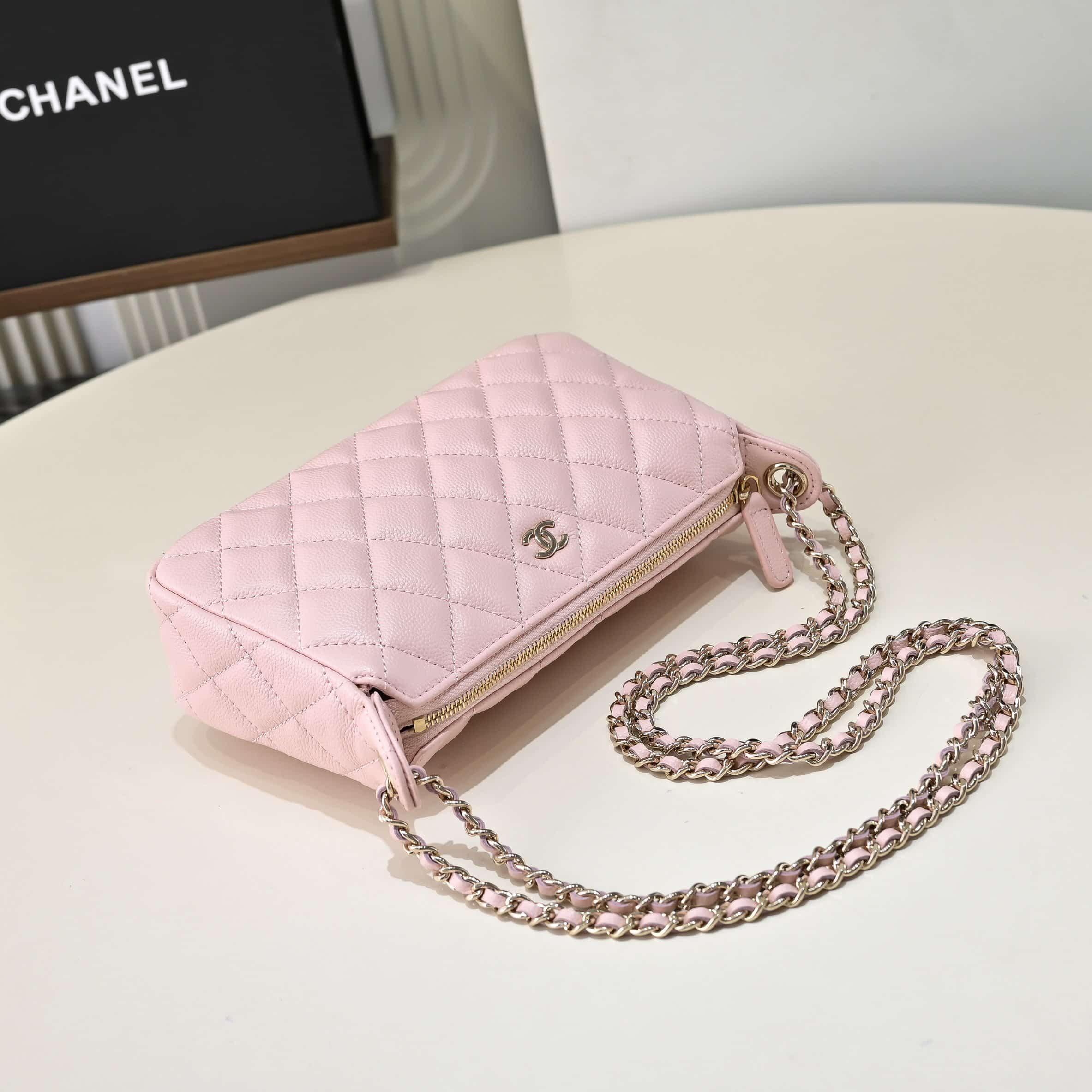 Chanel WOC Grained Shiny Calfskin LB22649 (6)