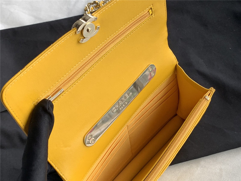 Chanel WOC Lambskin LB11238 (3)