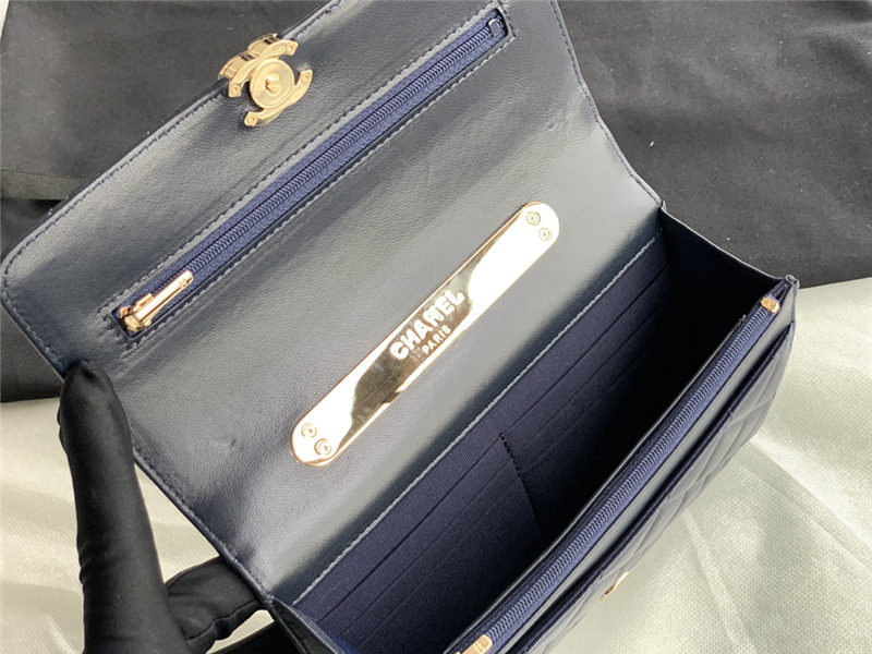 Chanel WOC Lambskin LB11240 (4)