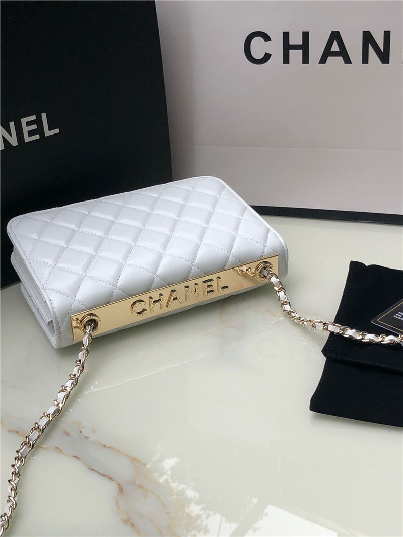Chanel WOC Lambskin LB12363 (2)