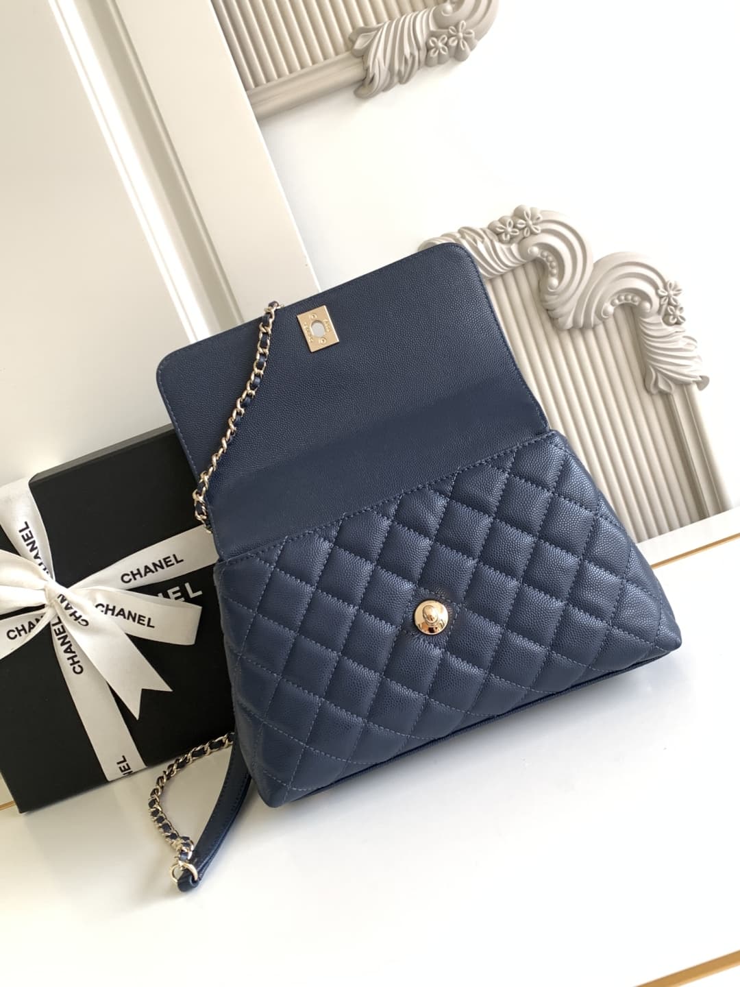 Coco FLAP BAG Grained Calfskin LB16679 (4)