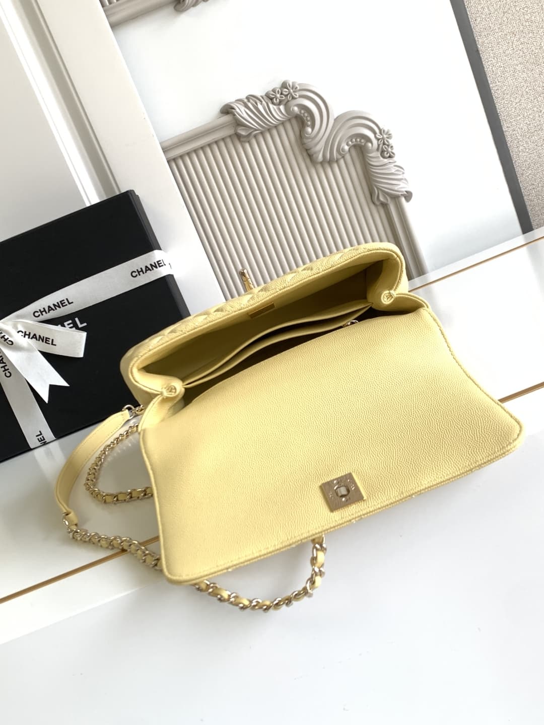 Coco FLAP BAG Grained Calfskin LB16680 (2)