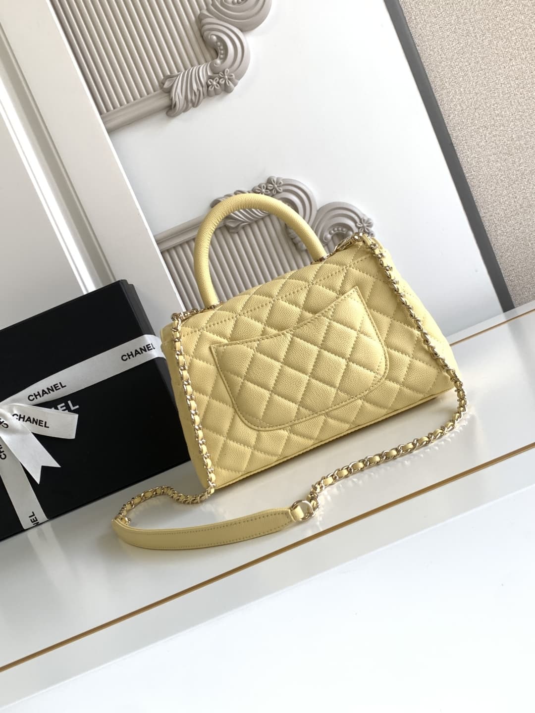 Coco FLAP BAG Grained Calfskin LB16680 (5)