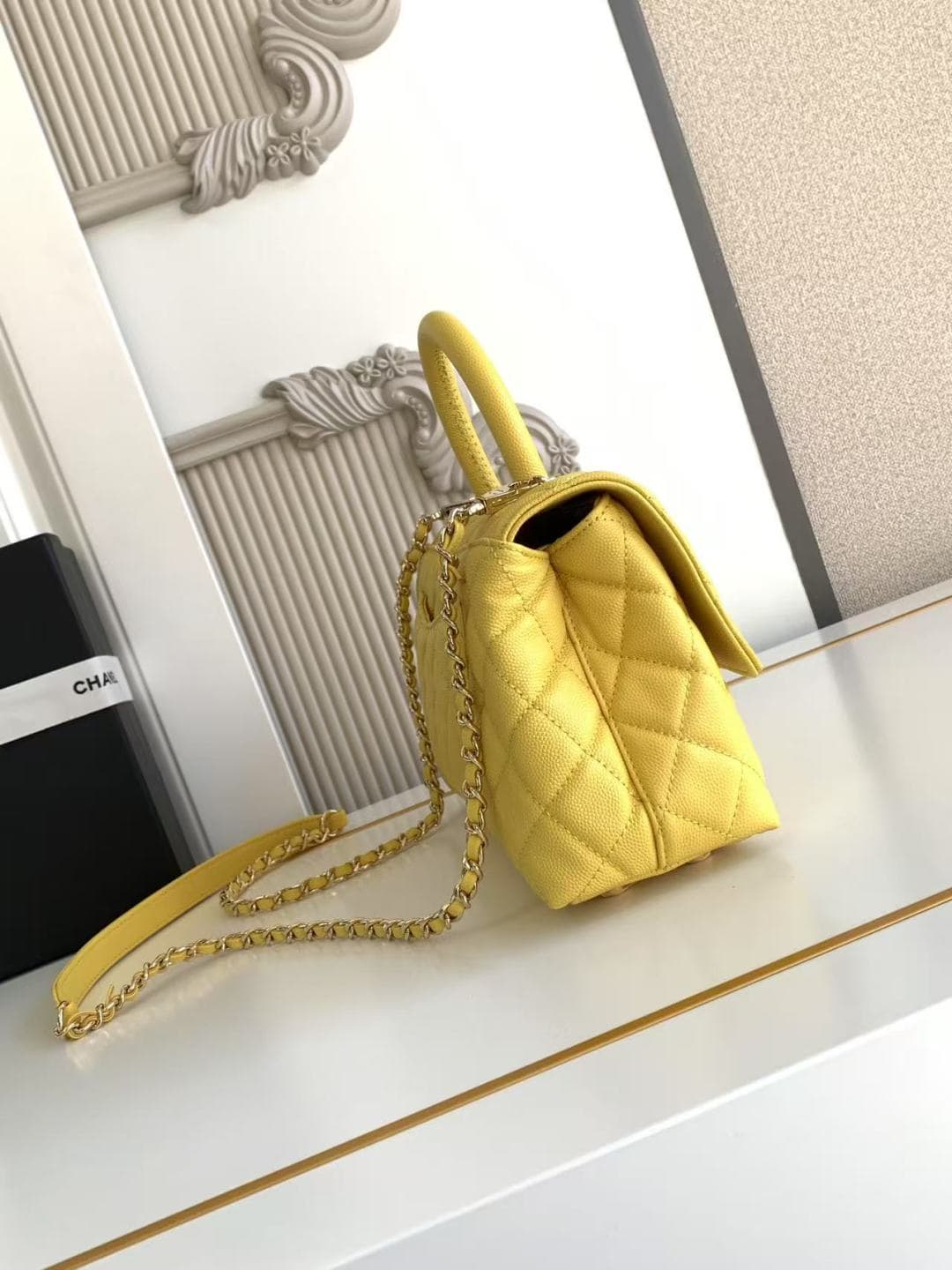 Coco FLAP BAG Grained Calfskin LB16681 (4)