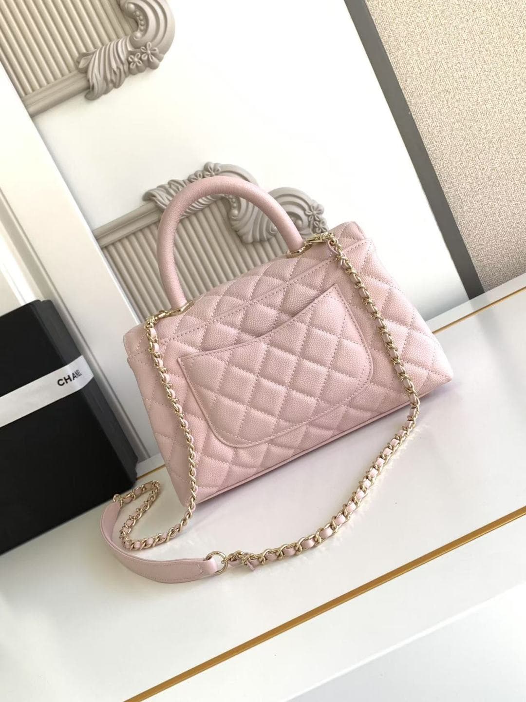 Coco FLAP BAG Grained Calfskin LB16682 (3)