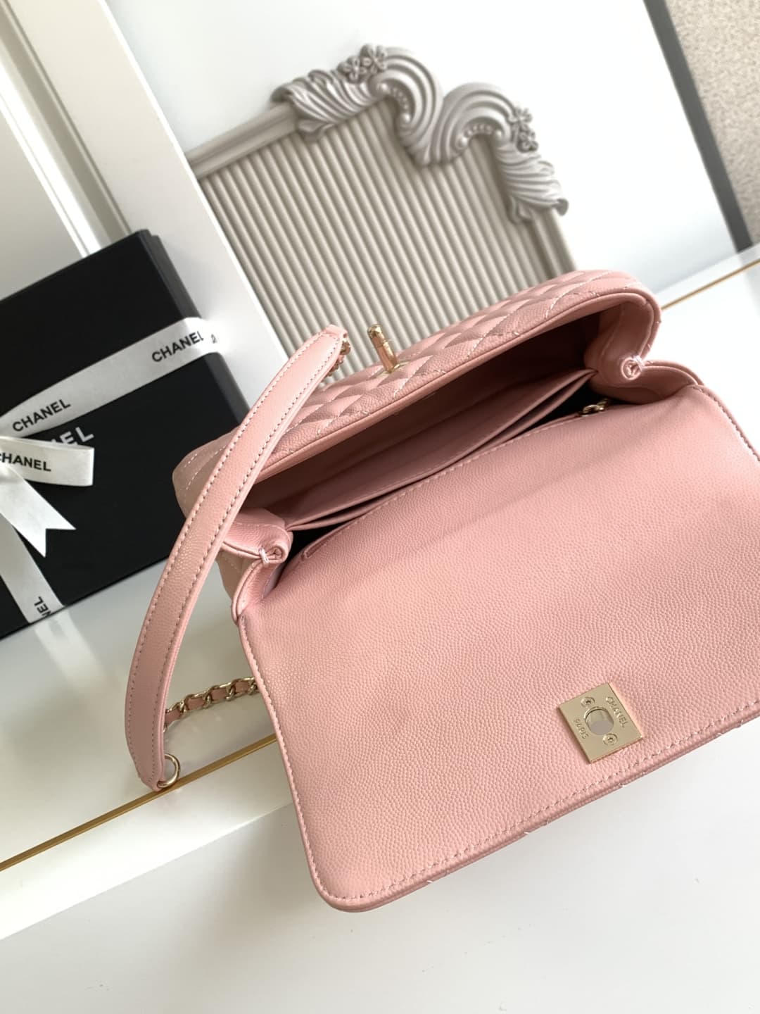 Coco FLAP BAG Grained Calfskin LB16683 (6)