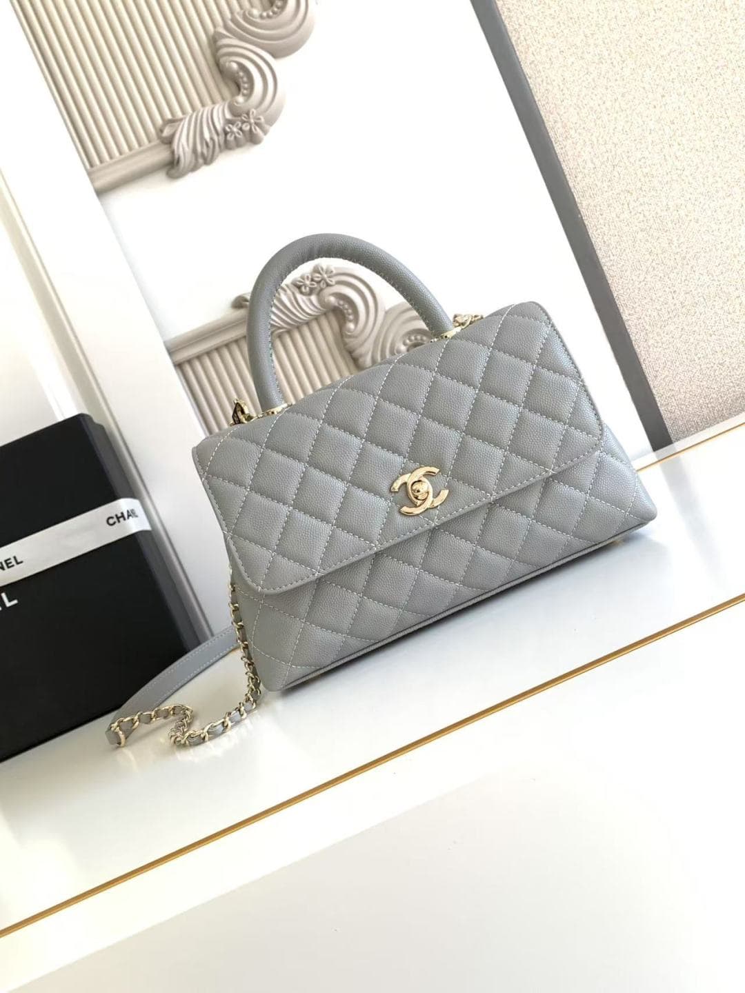 Coco FLAP BAG Grained Calfskin LB16684 (2)