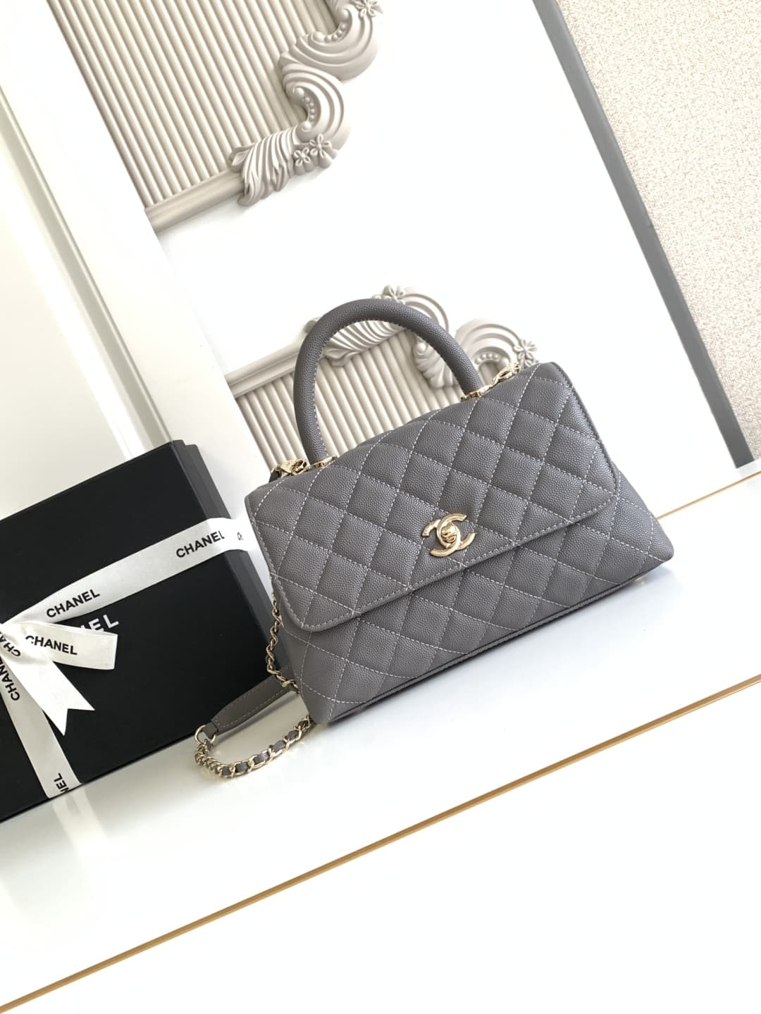 Coco FLAP BAG Grained Calfskin LB16685 (2)