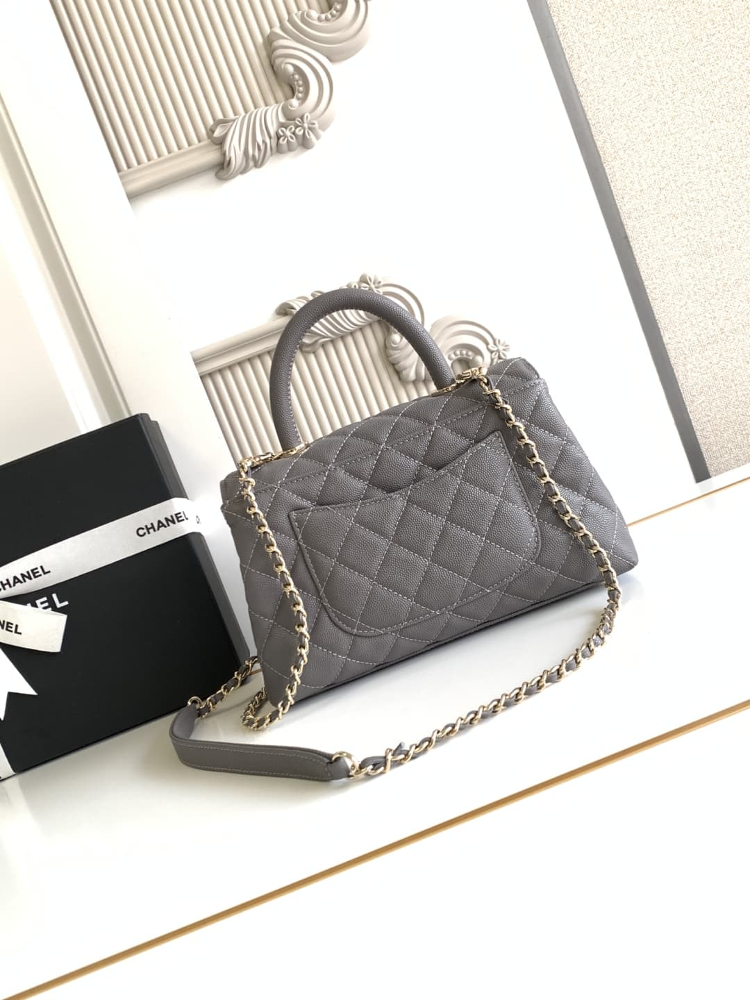 Coco FLAP BAG Grained Calfskin LB16685 (3)