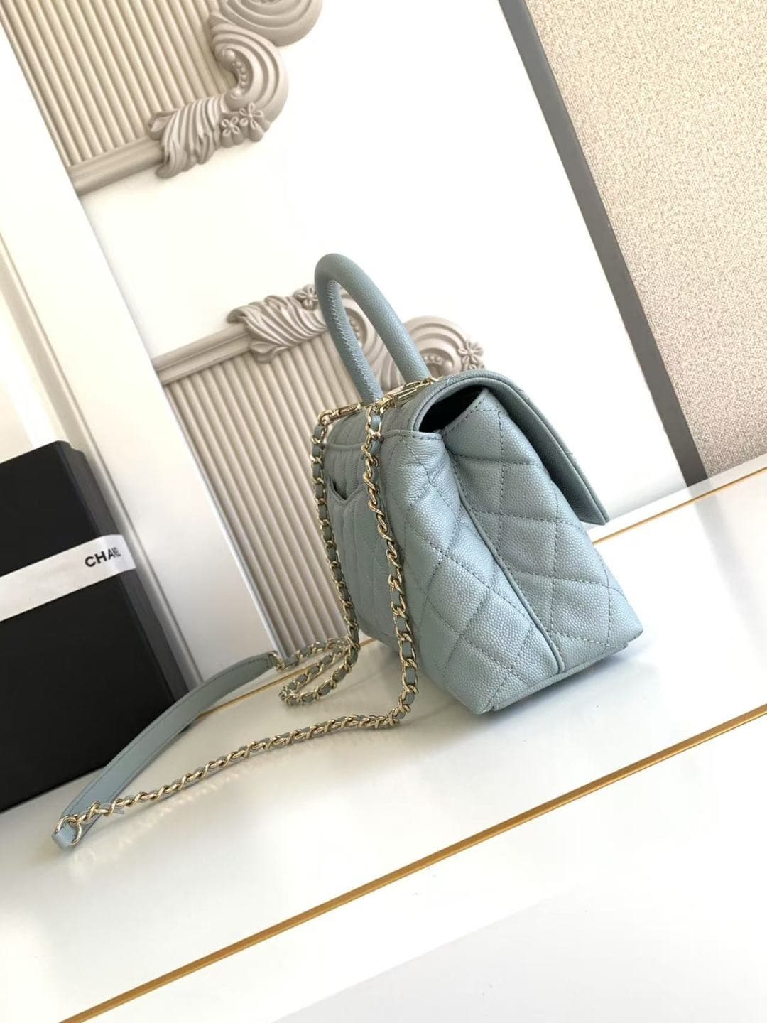 Coco FLAP BAG Grained Calfskin LB16688 (4)