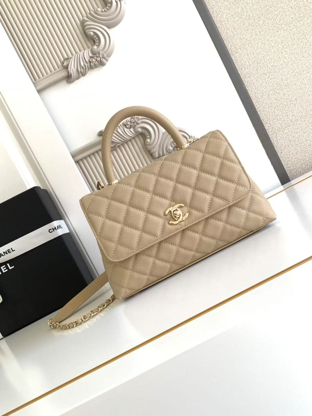 Coco FLAP BAG Grained Calfskin LB16689 (2)