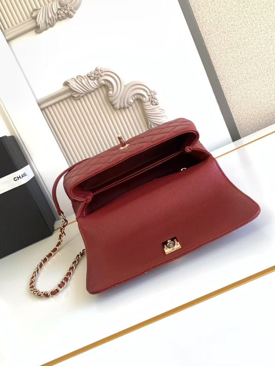 Coco FLAP BAG Grained Calfskin LB16690 (5)