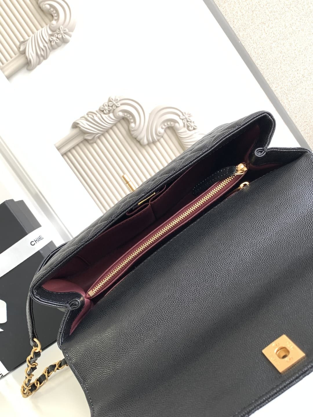 Coco LARGE FLAP BAG Grained Calfskin LB1264 (4)