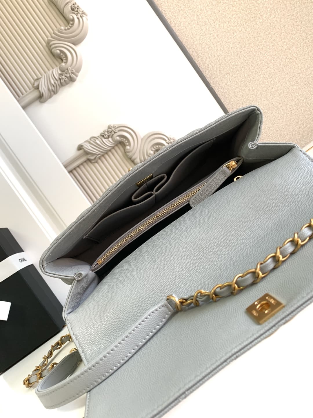 Coco LARGE FLAP BAG Grained Calfskin LB1269 (4)