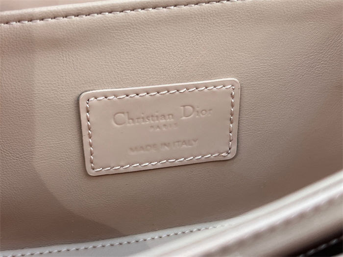 30 Montaigne Avenue Bag Calfskin LB15203 (6)