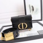 30 Montaigne Bag Calfskin LB3323 (2)