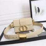 30 Montaigne Bag Calfskin LB8188 (1)