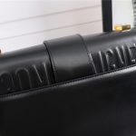 30 Montaigne Bag Calfskin LB8191 (5)