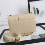 30 Montaigne Bag Calfskin LB8193 (3)