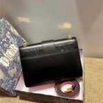 30 Montaigne Bag Calfskin LB9183 (3)