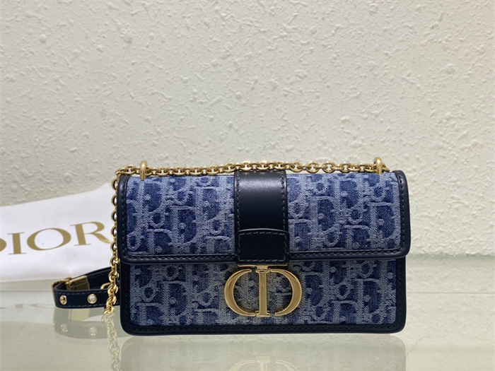 30 Montaigne EAST-WEST Bag Oblique Jacquard Denim LB14577 (2)