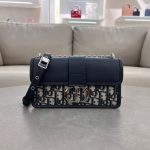 30 Montaigne EAST-WEST Bag Oblique Jacquard Denim LB6507 (1)