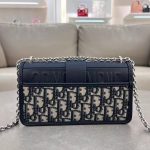 30 Montaigne EAST-WEST Bag Oblique Jacquard Denim LB6507 (2)