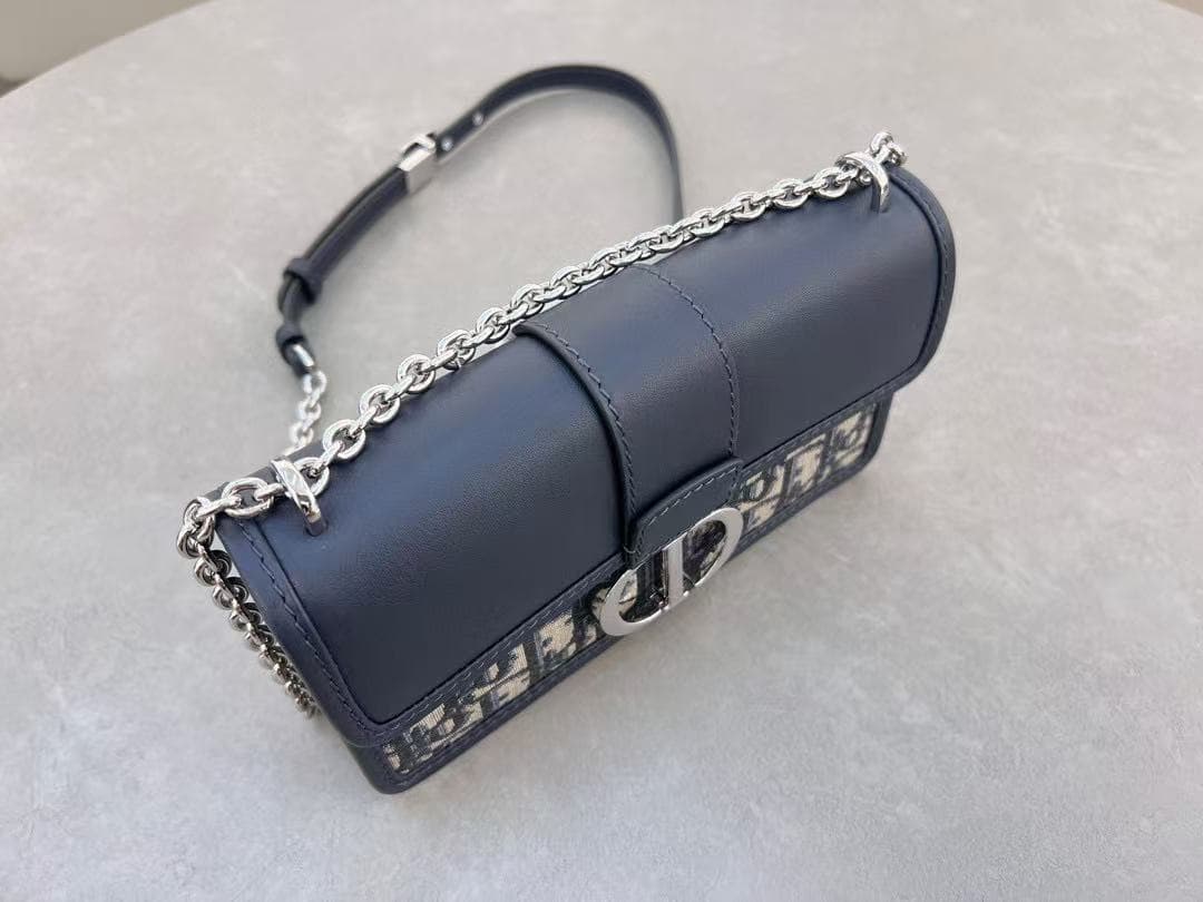 30 Montaigne EAST-WEST Bag Oblique Jacquard Denim LB6507 (4)