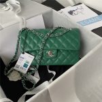 Chanel CLASSIC HANDBAG Lambskin LB11490 (1)