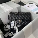 Chanel CLASSIC HANDBAG Lambskin LB1660 (1)