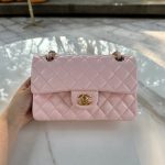 Chanel CLASSIC HANDBAG Lambskin LB776 (1)