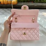 Chanel CLASSIC HANDBAG Lambskin LB776 (3)