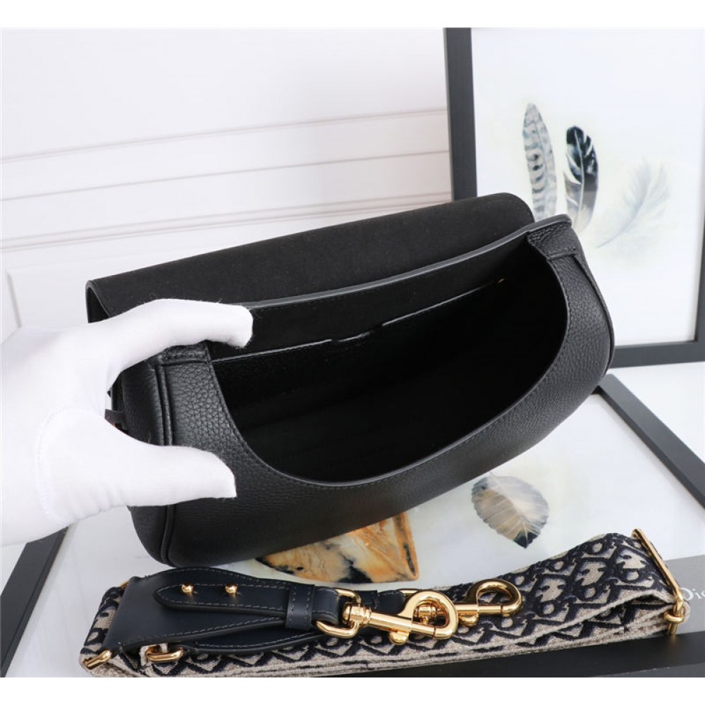 Dior BOBBY BAG Grained Calfskin LB3300 (5)