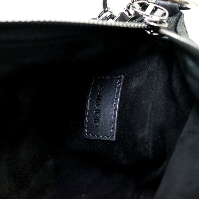 Dior CARO TULIP BAG Macrocannage Calfskin LB11141 (6)