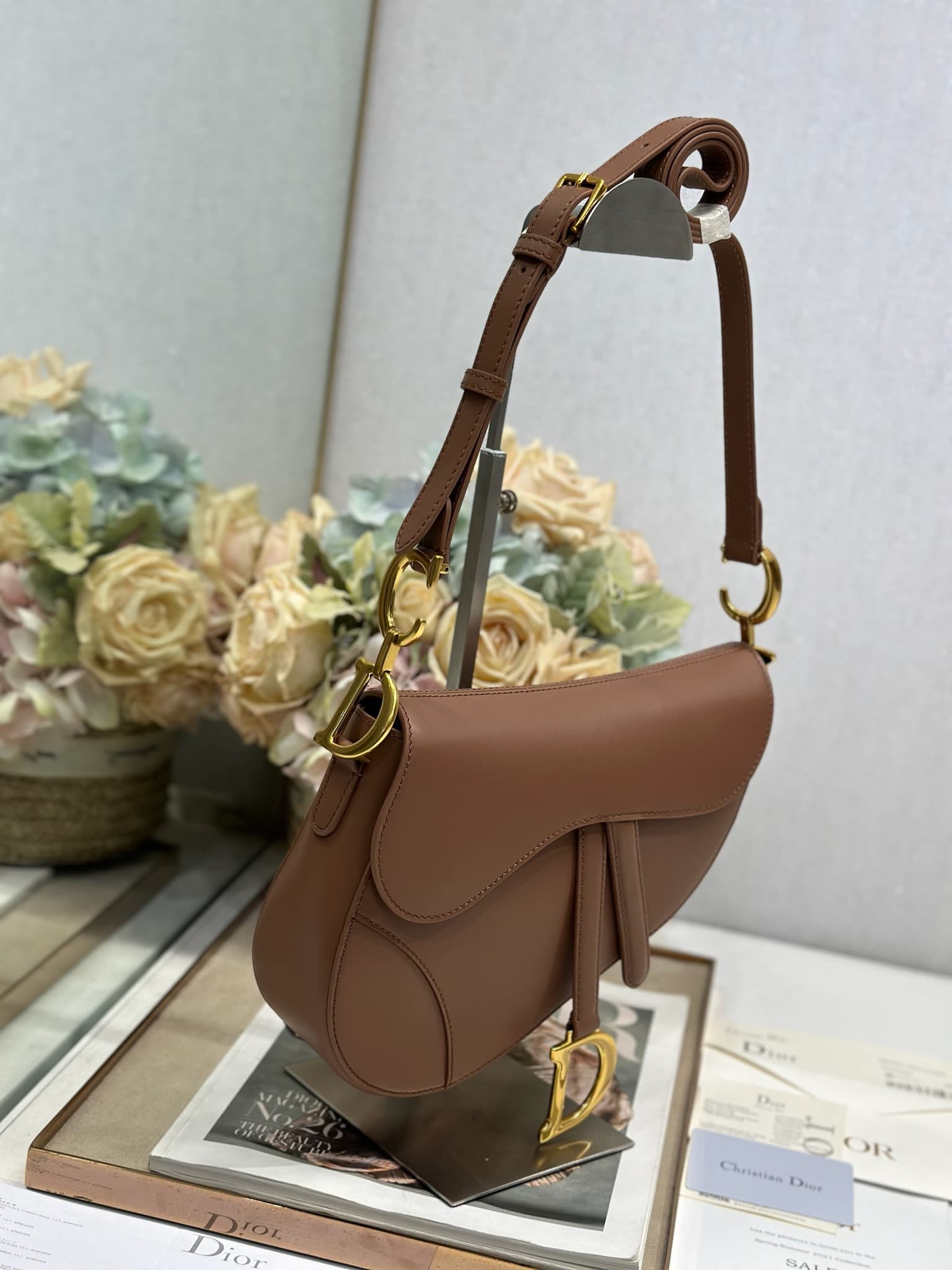 Dior SADDLE BAG Calfskin LB21749 (2)