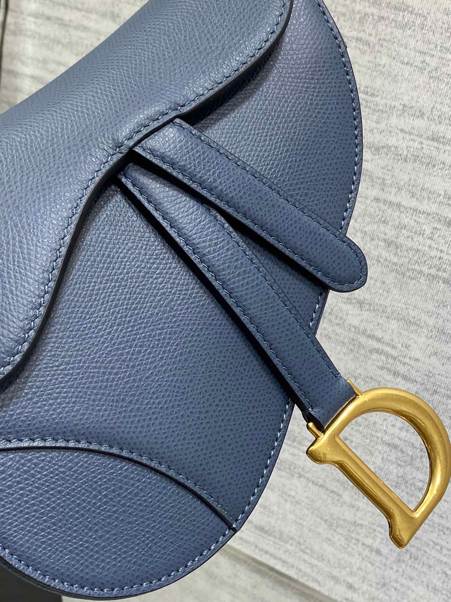 Dior SADDLE BAG Grained Calfskin LB21736 (2)