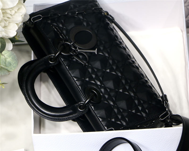 LADY D-JOY BAG Cannage Diamond LB9881 (6)