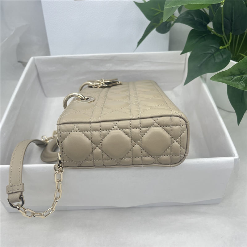 LADY D-JOY BAG Cannage Lambskin LB11666 (2)