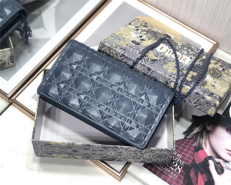 LADY Dior POUCH Cannage Calfskin LB10729 (4)