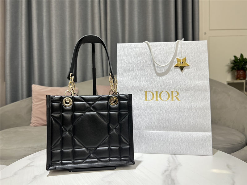 DIOR ESSENTIAL TOTE Archicannage Calfskin LB11824 (1)