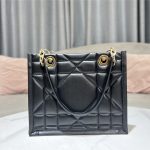 DIOR ESSENTIAL TOTE Archicannage Calfskin LB11824 (2)