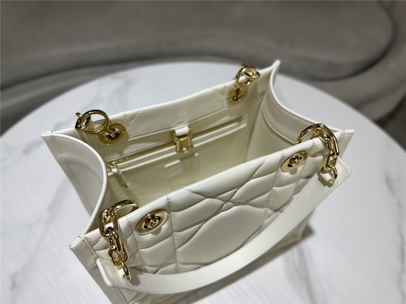 DIOR ESSENTIAL TOTE Archicannage Calfskin LB11825 (6)