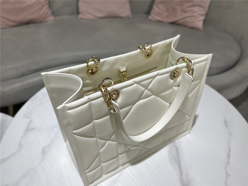 DIOR ESSENTIAL TOTE Archicannage Calfskin LB11826 (5)