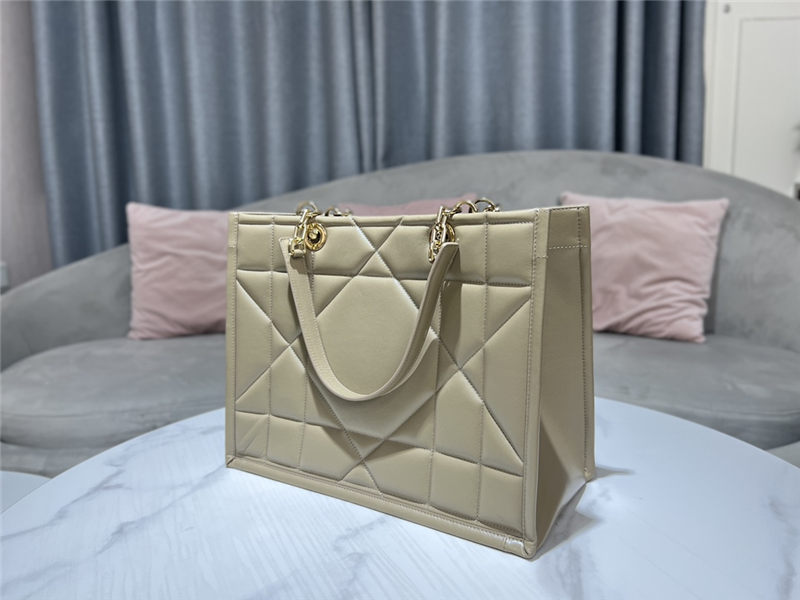 DIOR ESSENTIAL TOTE Archicannage Calfskin LB11827 (2)