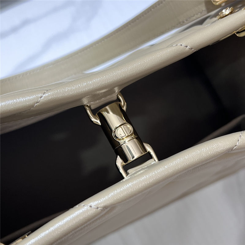 DIOR ESSENTIAL TOTE Archicannage Calfskin LB11827 (4)